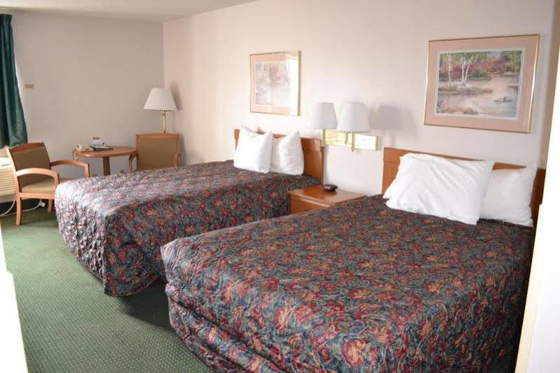 Countryside Inn & Suites Omaha East-Council Bluffs Ia Exterior foto